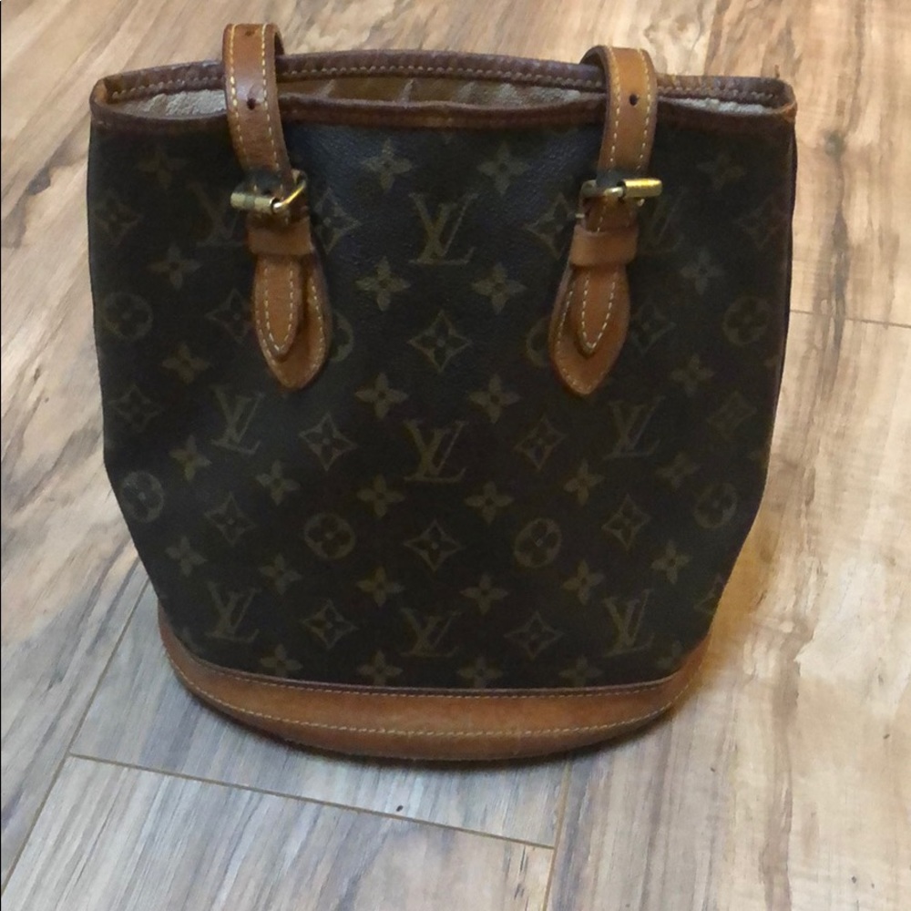Vintage, authentic Louis Vuitton bucket bag